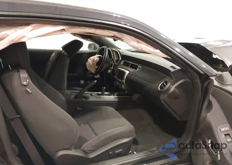 2013 Chevrolet Camaro 1Ss from USA, damaged, VIN 2G1FS1EW8D9232857